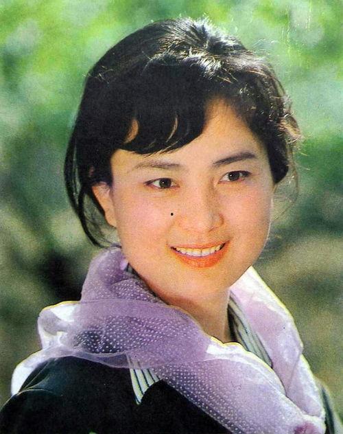 张金玲年轻照片